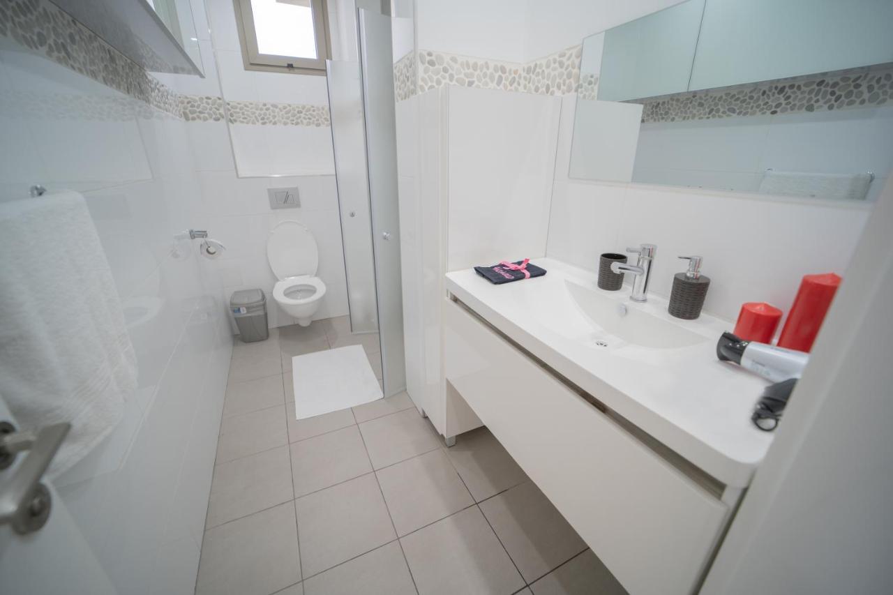 Yalarent Oasis Garden With Private Pool Apartman Eilat Kültér fotó