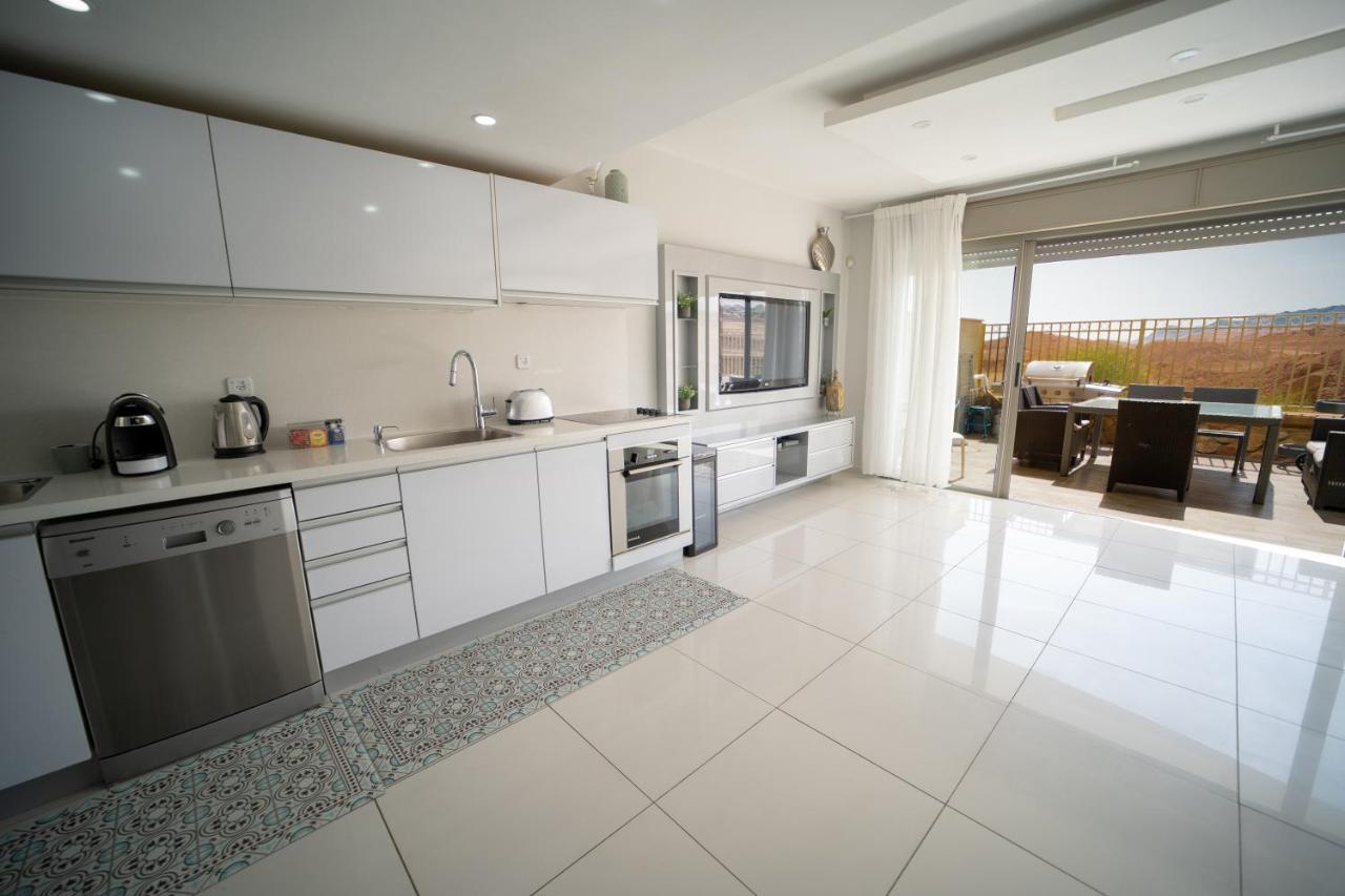 Yalarent Oasis Garden With Private Pool Apartman Eilat Kültér fotó